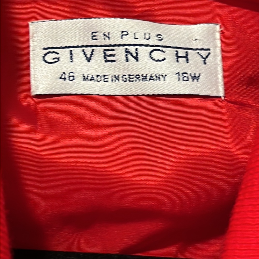 Givenchy En Plus 100% Shearing Wool Women’s Over Coat Size 16W - Picture 2 of 9